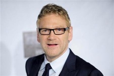 Kenneth Branagh, recibió la condecoración que lo pone ahora con el título de "Sir"